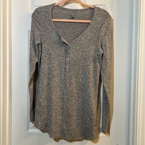 🦋 Aerie Heather Gray Long Sleeve Top size medium